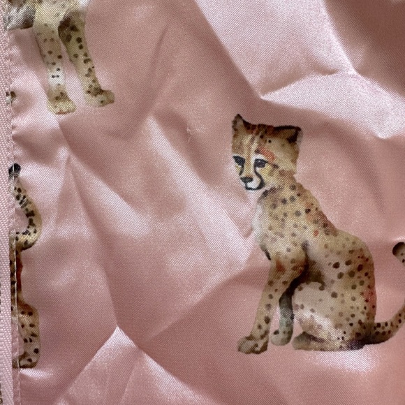 H&M girls pink satin cheetah print bomber jacket.  Size 7-8Y - Picture 3 of 4